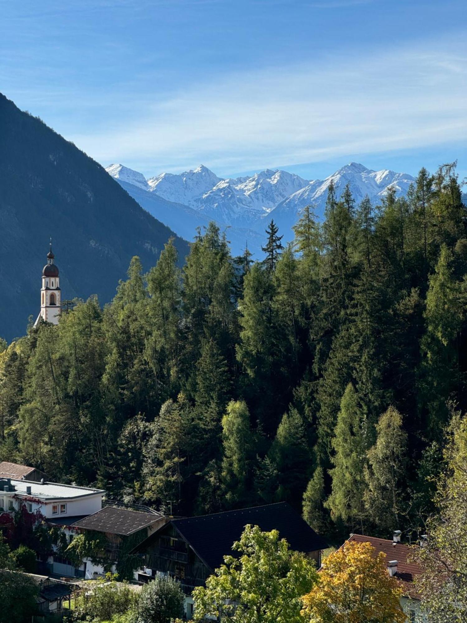 Haus Gamper-Haselwanter Appartement Tarrenz Buitenkant foto