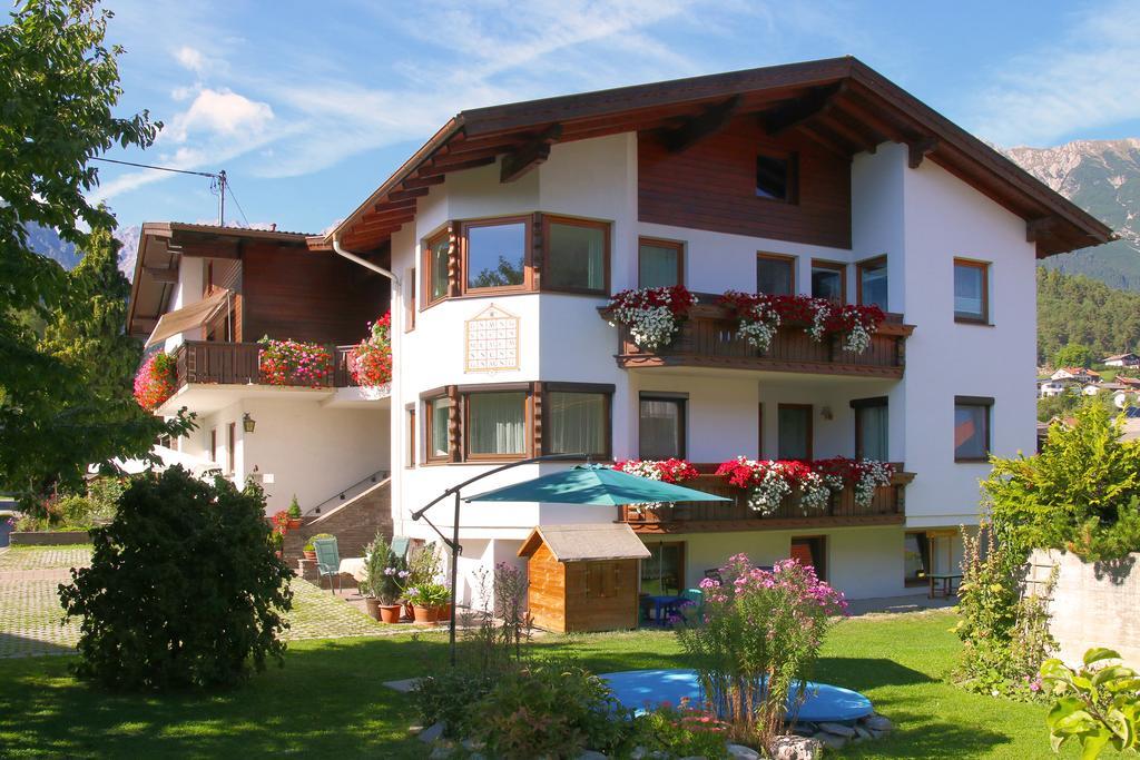Haus Gamper-Haselwanter Appartement Tarrenz Buitenkant foto